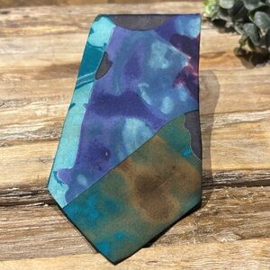 HANDMADE  MADE IN ITALY  PURPLE TONES TIE PERFECT FOR MEN OR WOMAN